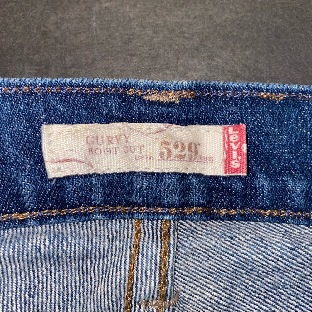Levi's Size 10 Medium Curvy Boot Cut 529 Jeans - Dark Blue - Picture 2 of 15